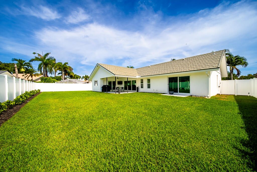 Photo of 2838 Bayonne Drive, Palm Beach Gardens, FL 33410 (MLS # RX-11110365)