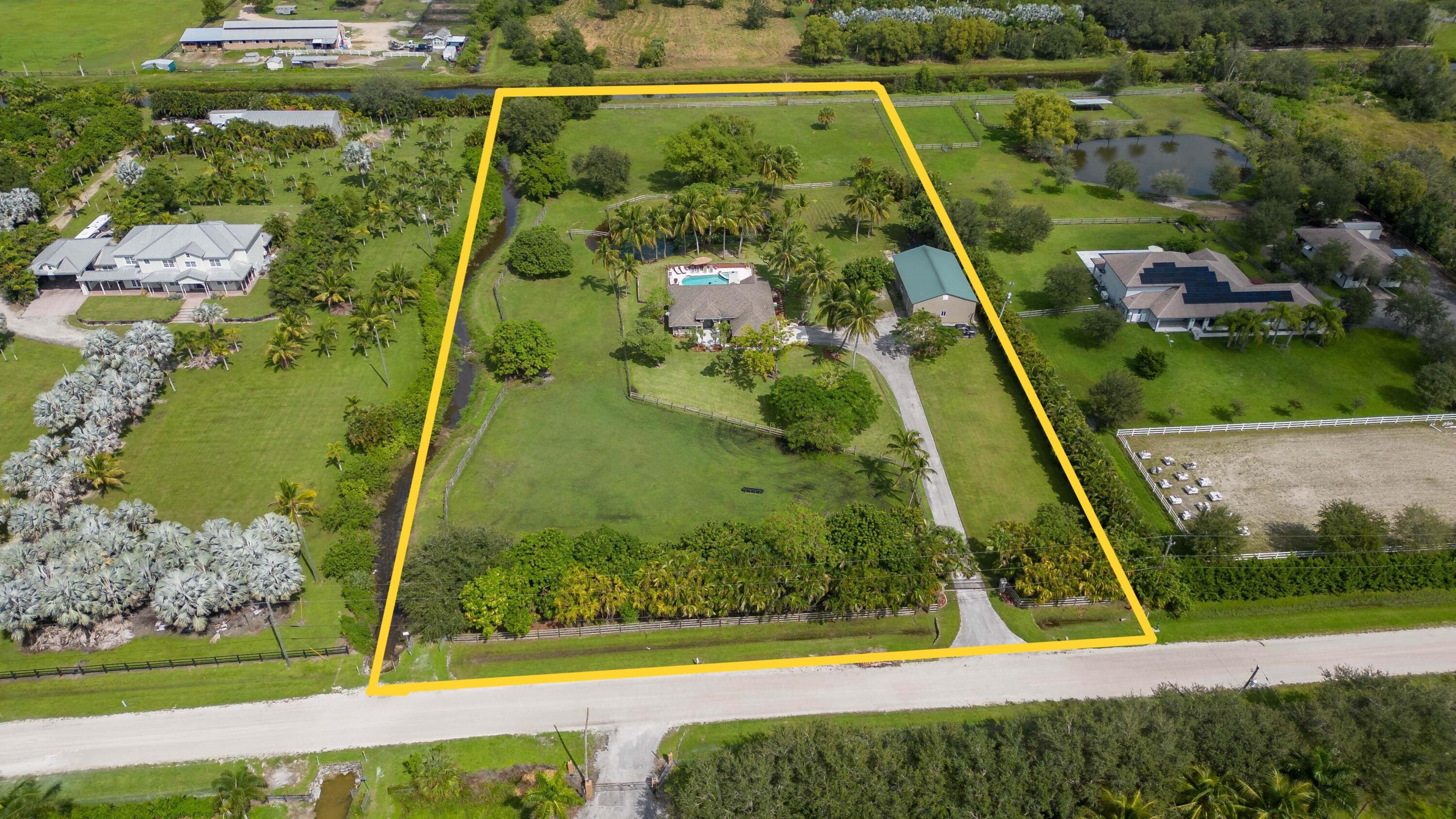 Property for Sale at 16501 Deer Path Lane, Wellington, Palm Beach County, Florida - Bedrooms: 3 
Bathrooms: 3  - $2,495,000