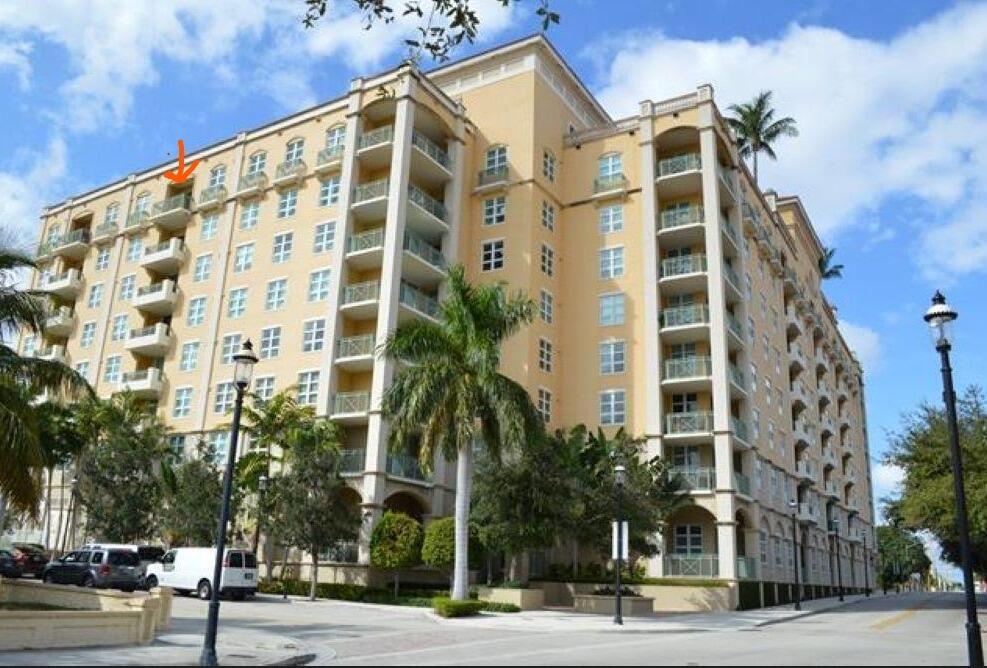 403 S Sapodilla Avenue Ph 2-16, West Palm Beach, Palm Beach County, Florida - 2 Bedrooms  
2 Bathrooms - 