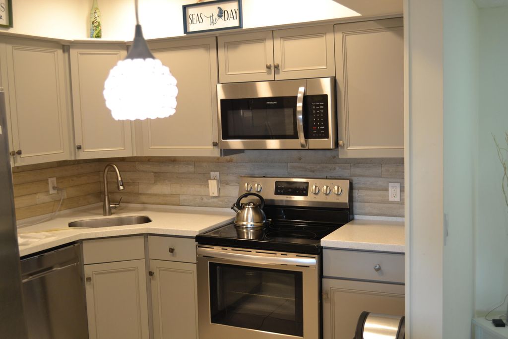 Photo of 950 S Kanner Highway #C-10, Stuart, FL 34994 (MLS # RX-11108833)