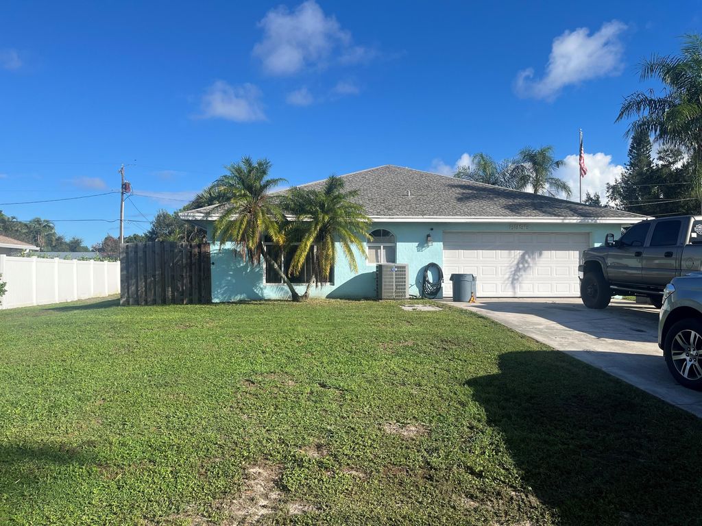 Photo of 8996 SE Bahama Circle, Hobe Sound, FL 33455 (MLS # RX-11125931)