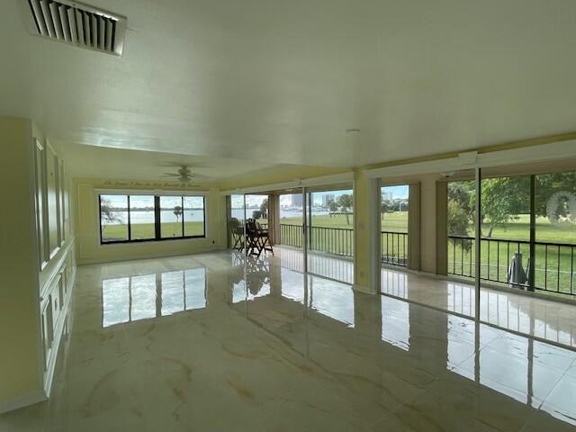 Property for Sale at 1660 Twelve Oaks Way 201, North Palm Beach, Miami-Dade County, Florida - Bedrooms: 3 
Bathrooms: 3  - $949,000
