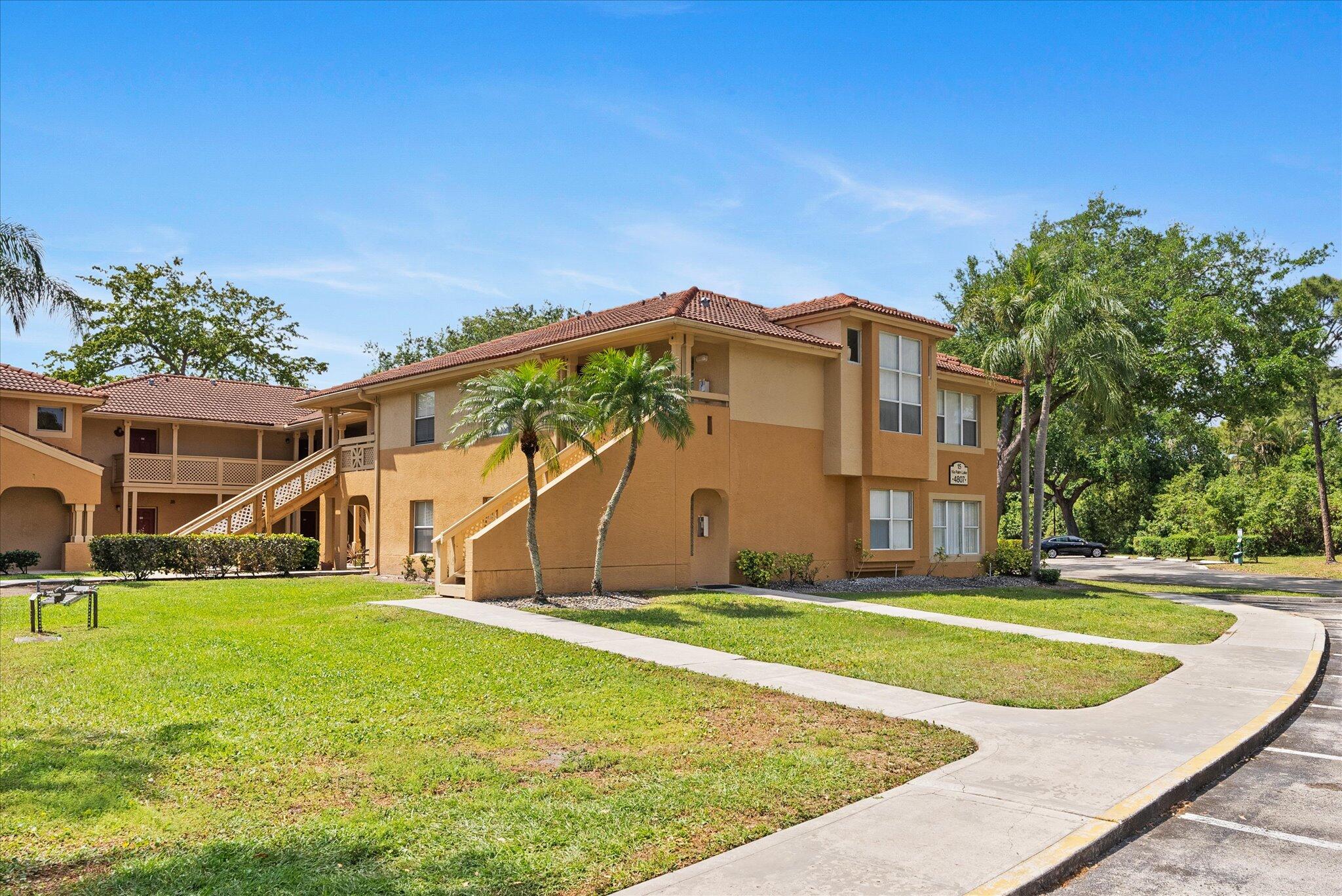 4807 Via Palm Lakes 1522, West Palm Beach, Palm Beach County, Florida - 2 Bedrooms  
2 Bathrooms - 