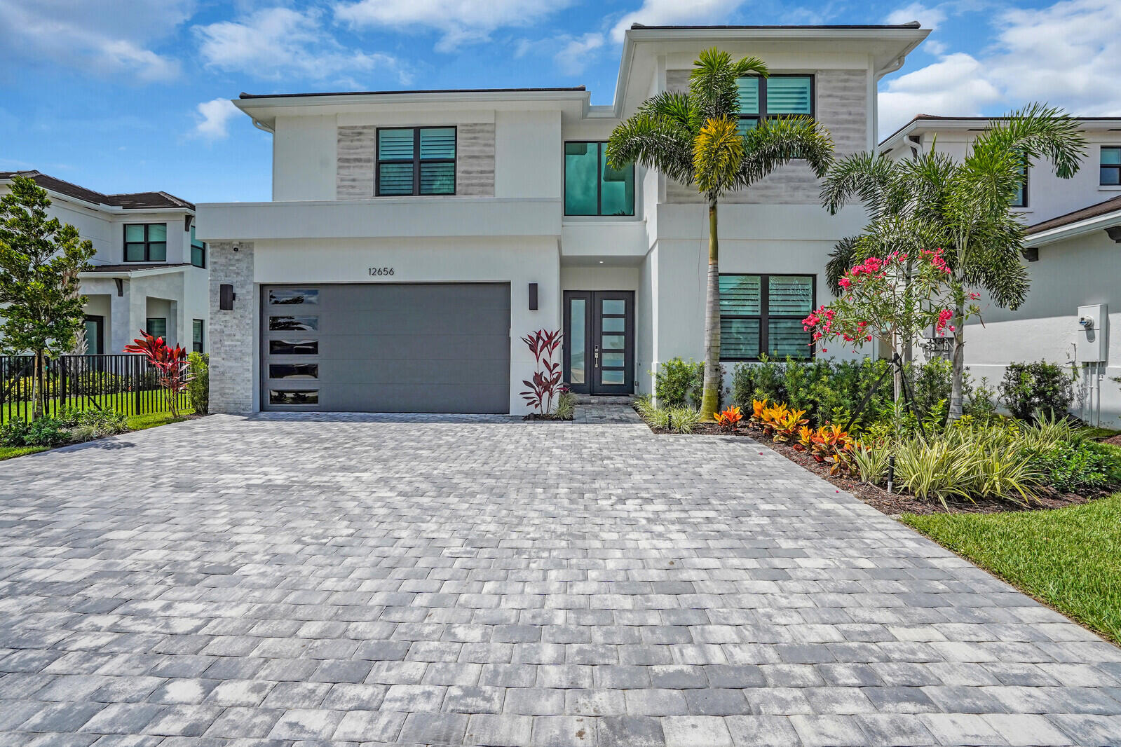 12656 Solana Bay Circle, Palm Beach Gardens, Palm Beach County, Florida - 5 Bedrooms  
6 Bathrooms - 