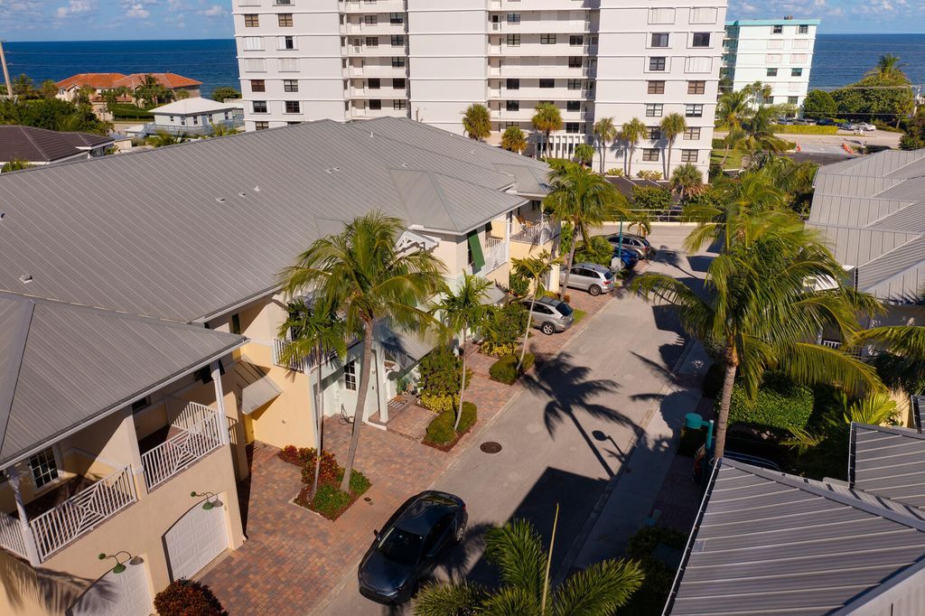 Photo of 460 Ocean Ridge Way, Juno Beach, FL 33408 (MLS # RX-11008634)