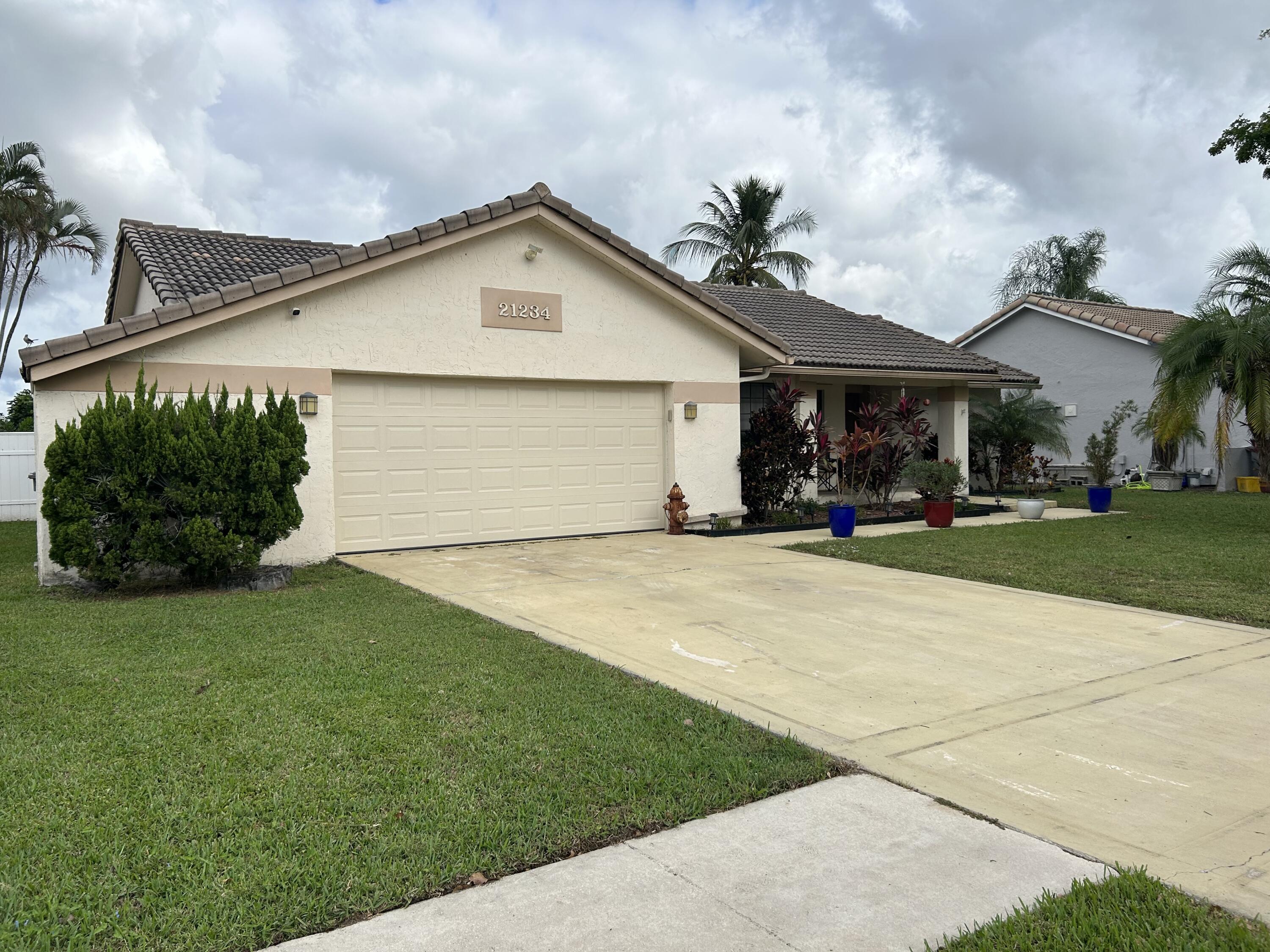 21234 Hazelwood Lane, Boca Raton, Palm Beach County, Florida - 3 Bedrooms  
2 Bathrooms - 