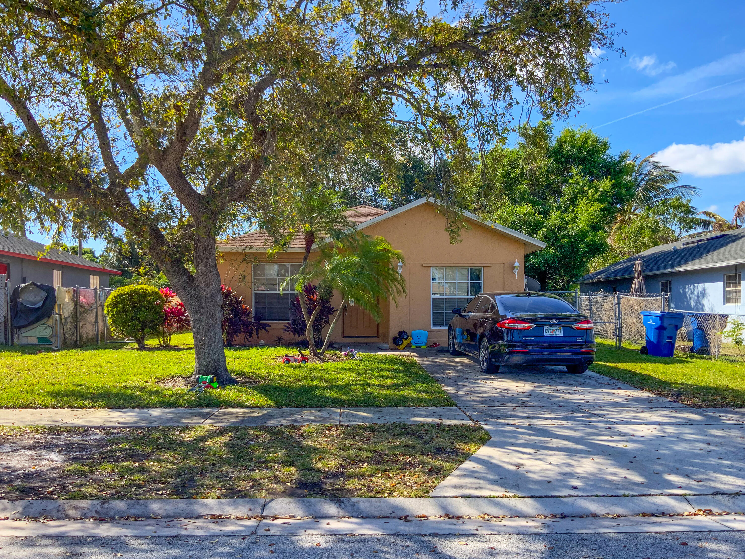 Property for Sale at 2625 W 28th Street, Riviera Beach, Palm Beach County, Florida - Bedrooms: 3 
Bathrooms: 1  - $353,000