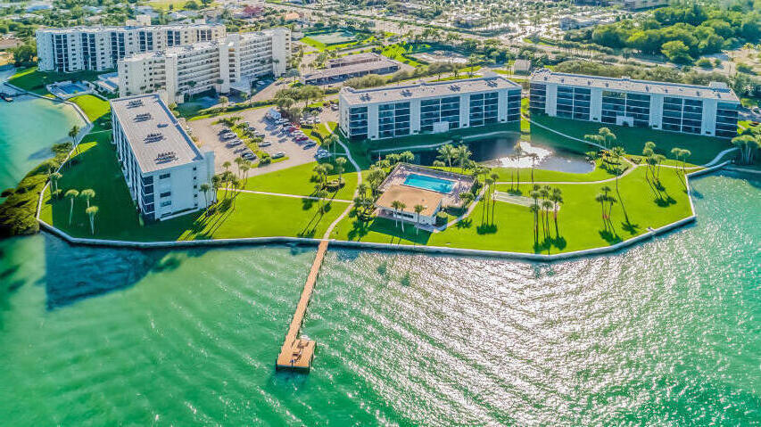 Property for Sale at 200 Intracoastal Place 504, Tequesta, Palm Beach County, Florida - Bedrooms: 2 
Bathrooms: 2  - $659,000
