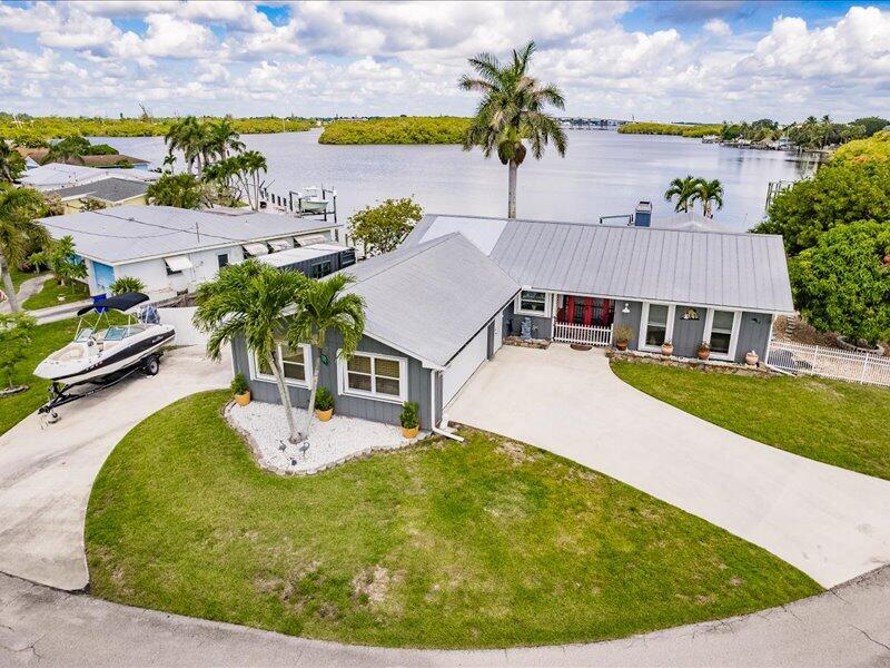 

                                                                             Stuart                                

                                    , FL - $1,499,999