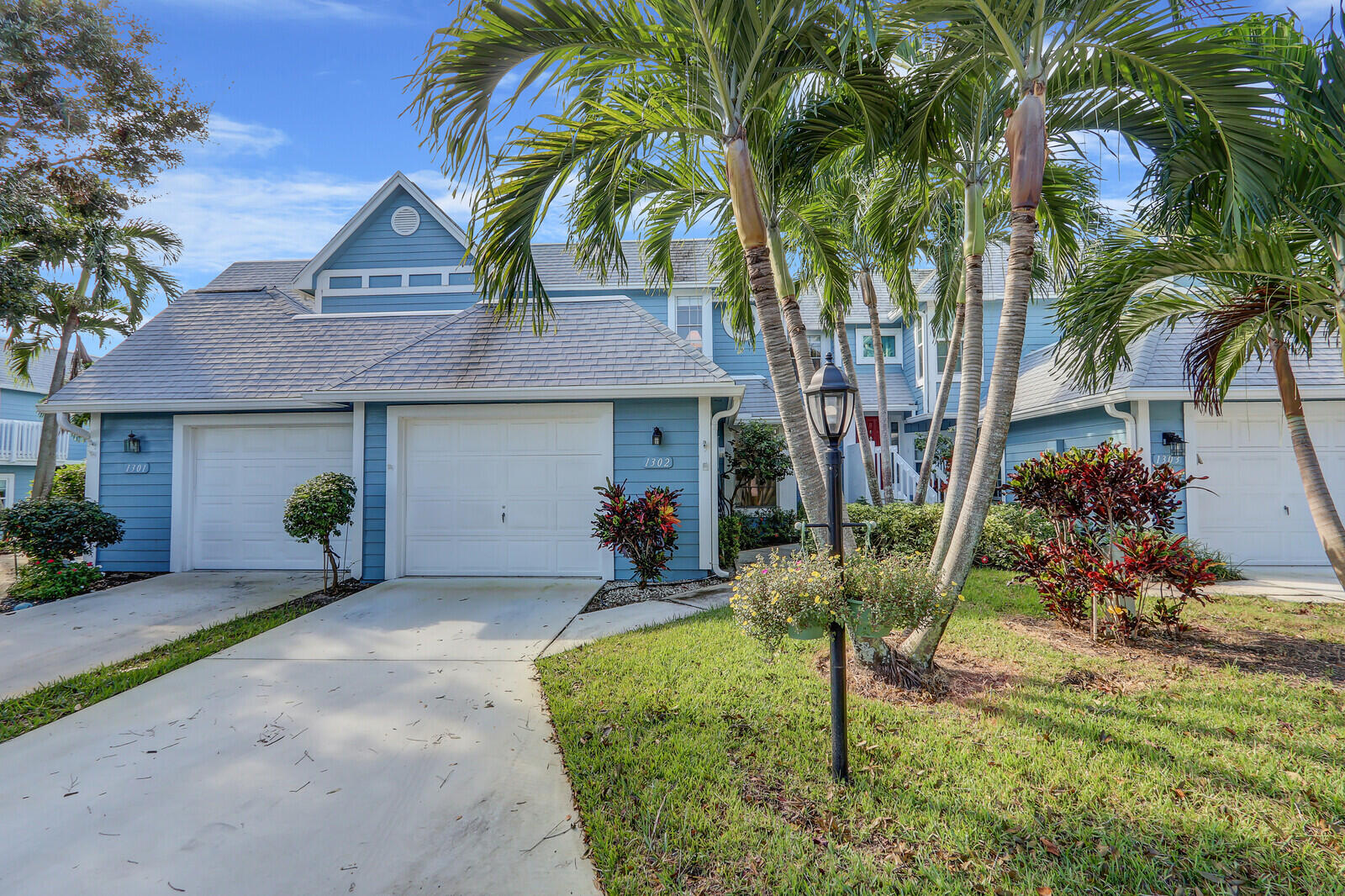 1302 Ocean Dunes Circle, Jupiter, Palm Beach County, Florida - 3 Bedrooms  
2.5 Bathrooms - 