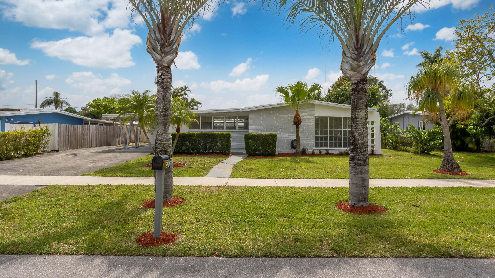 337 Pinehurst Road, Palm Springs, Miami-Dade County, Florida - 3 Bedrooms  
2 Bathrooms - 