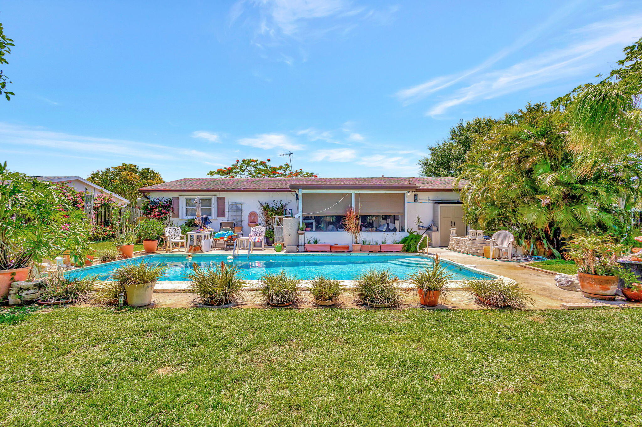 Property for Sale at 201 Circle Circle, Jupiter, Palm Beach County, Florida - Bedrooms: 3 
Bathrooms: 2  - $550,000