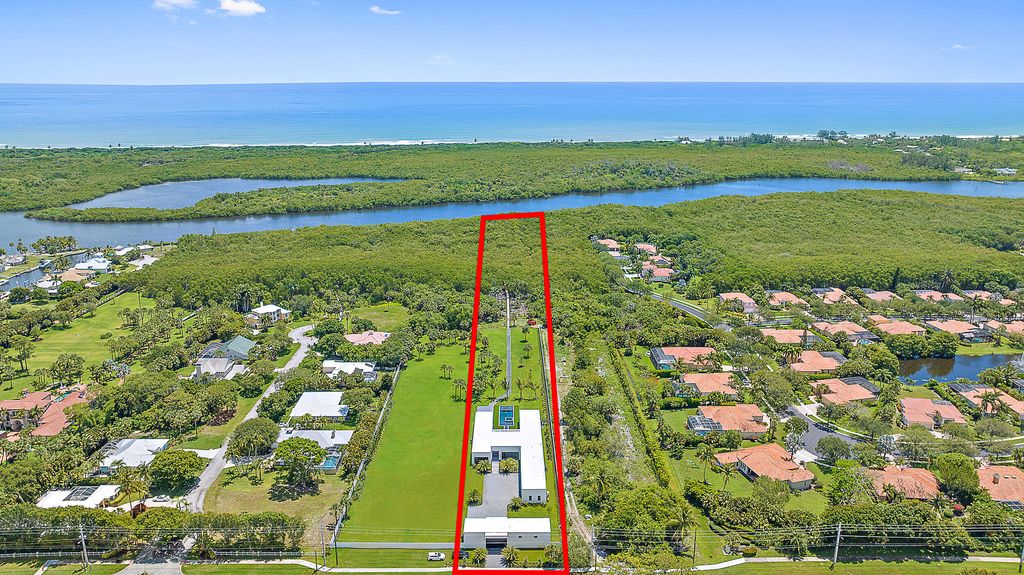 Photo of 9741 SE Gomez Avenue, Hobe Sound, FL 33455 (MLS # RX-11098636)