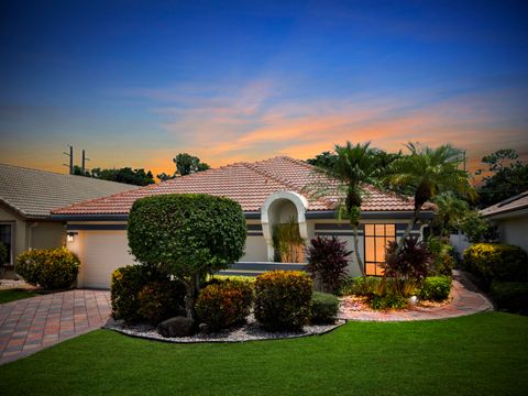 Photo of 21392 Bridge View Drive, Boca Raton, FL 33428 (MLS # RX-11120361)