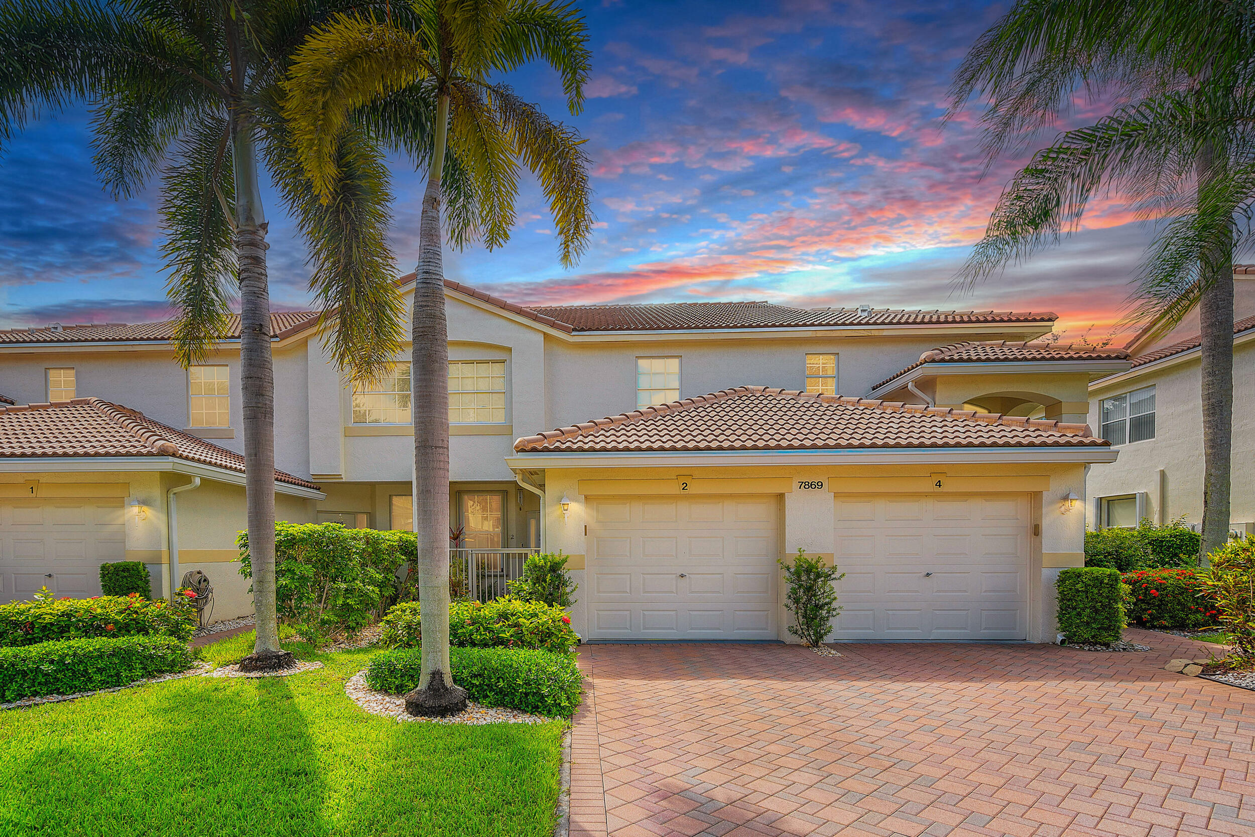 Property for Sale at 7869 Laina Lane 2, Boynton Beach, Palm Beach County, Florida - Bedrooms: 3 
Bathrooms: 2  - $379,800