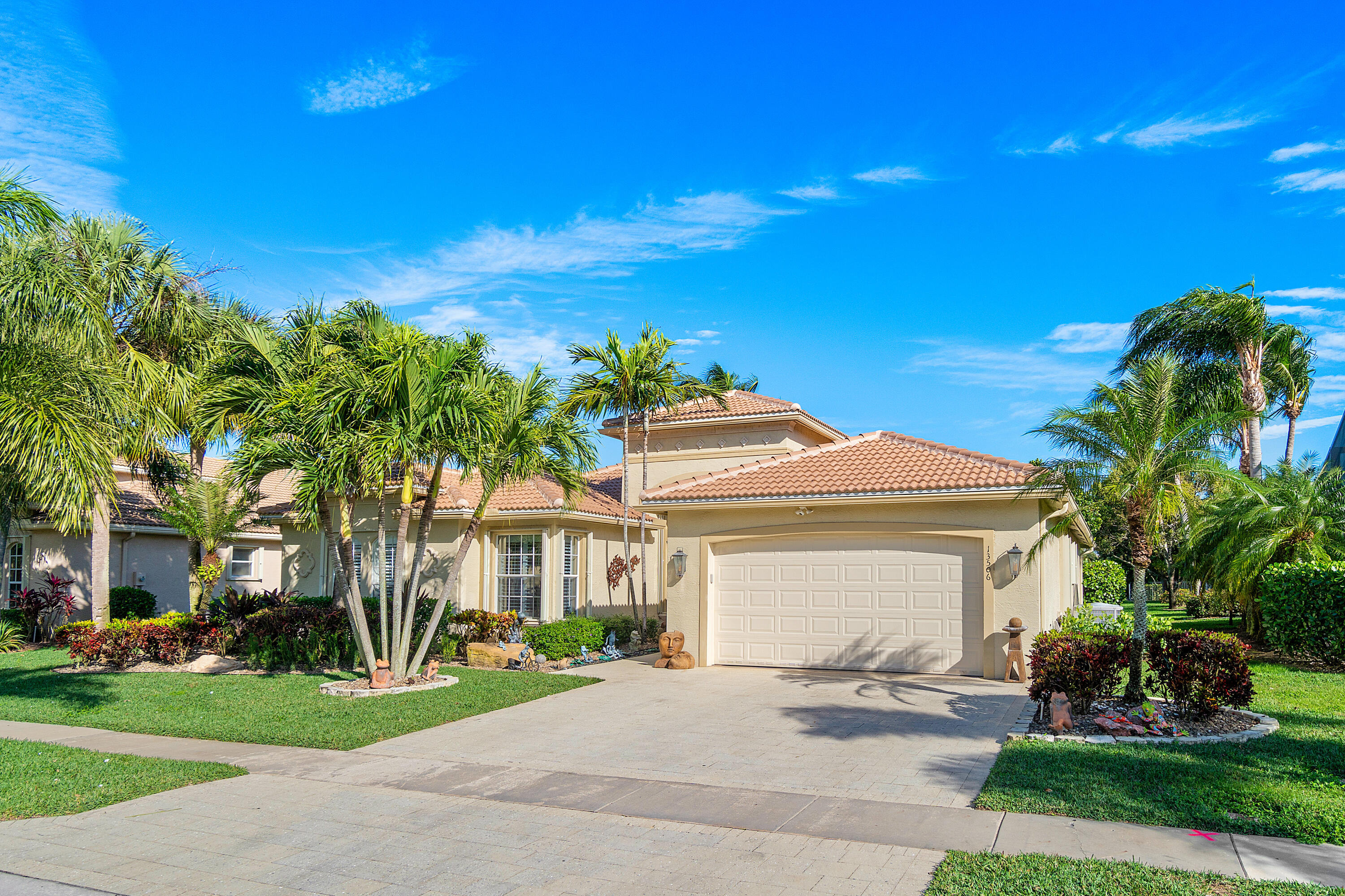 Property for Sale at 13506 Shell Beach Court, Delray Beach, Palm Beach County, Florida - Bedrooms: 4 
Bathrooms: 2.5  - $1,049,000