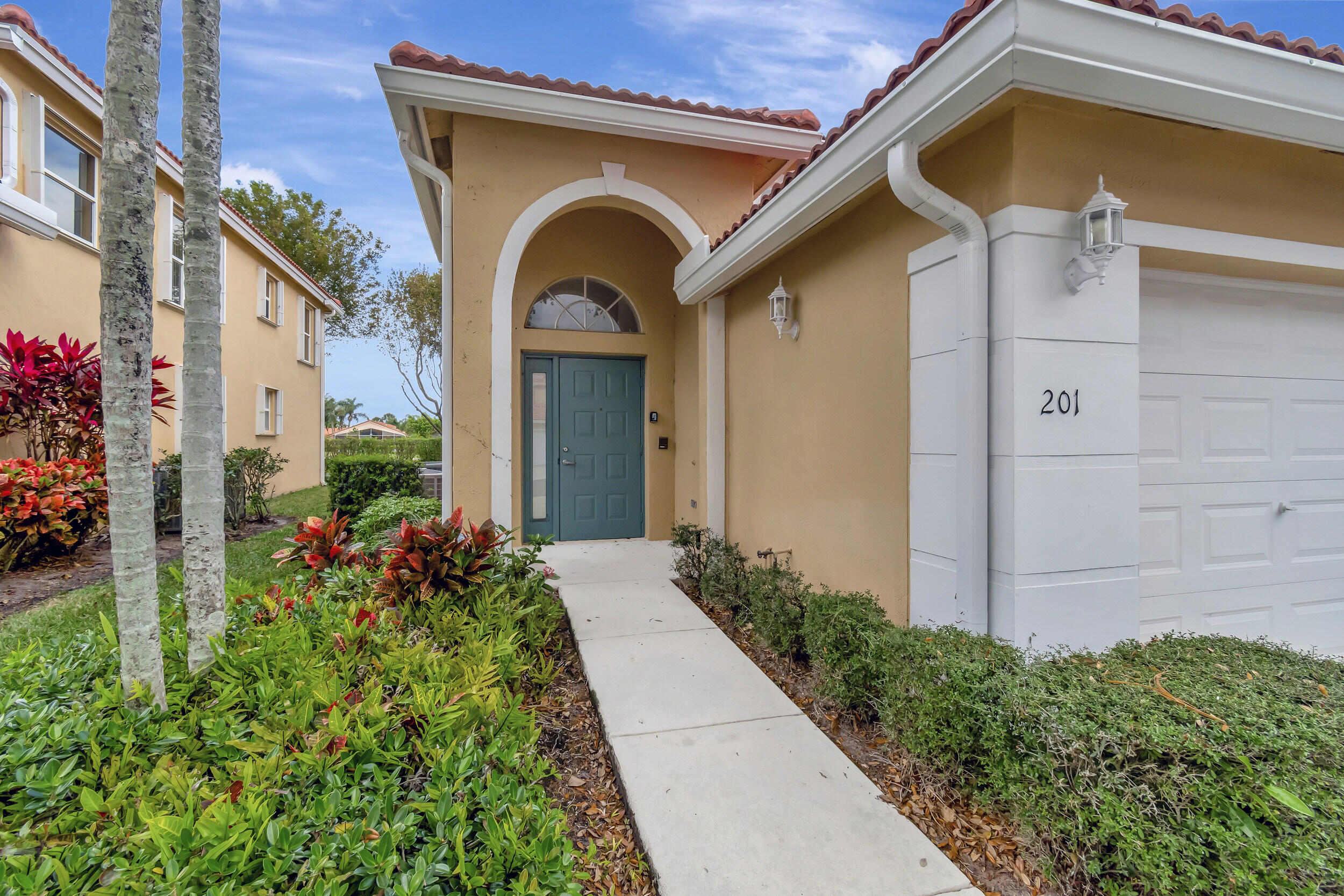Property for Sale at 12486 Crystal Pointe Drive 201, Boynton Beach, Palm Beach County, Florida - Bedrooms: 3 
Bathrooms: 2  - $389,000