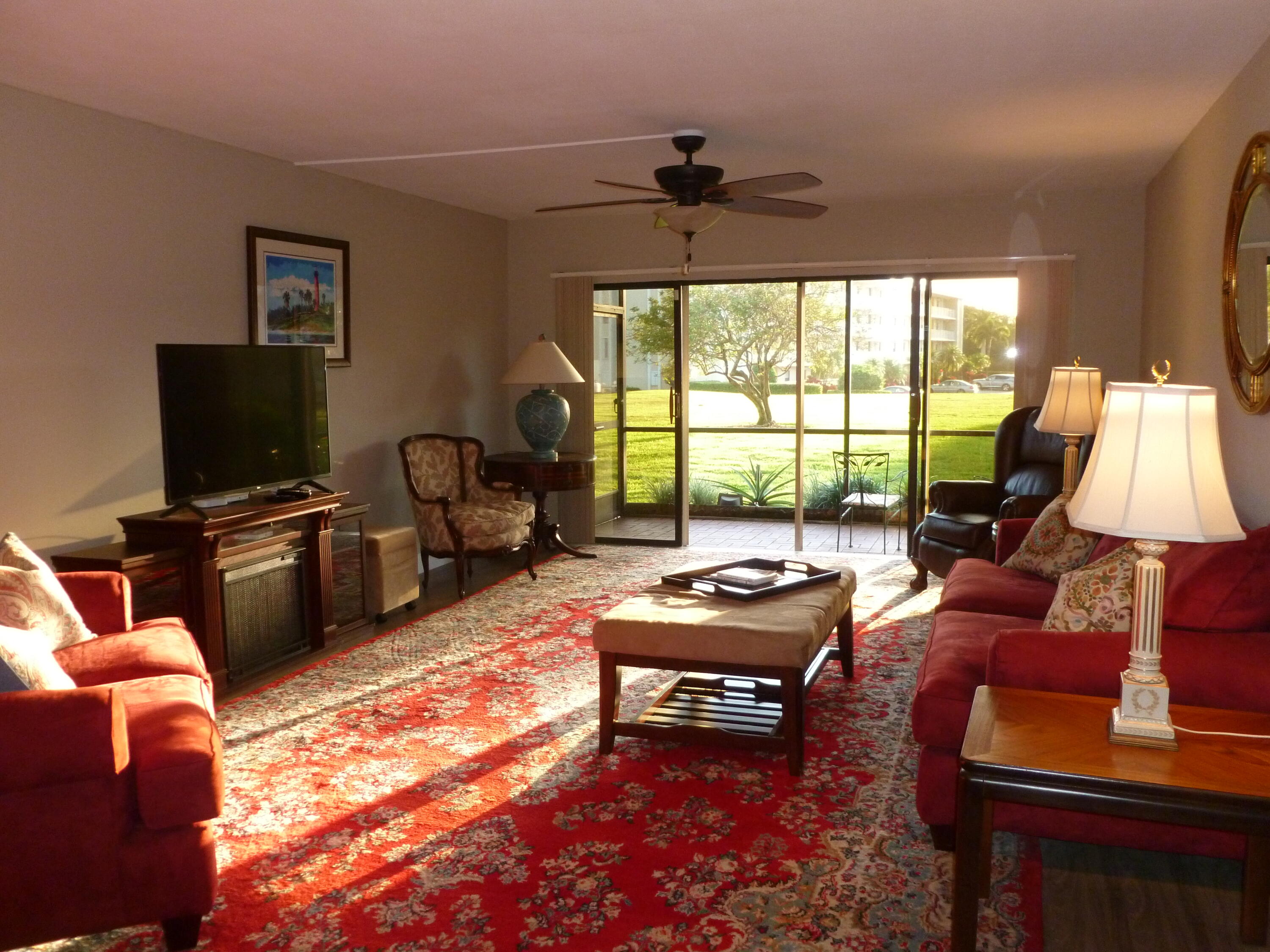 Property for Sale at 300 N Highway A1a 101M, Jupiter, Palm Beach County, Florida - Bedrooms: 3 
Bathrooms: 3  - $794,000