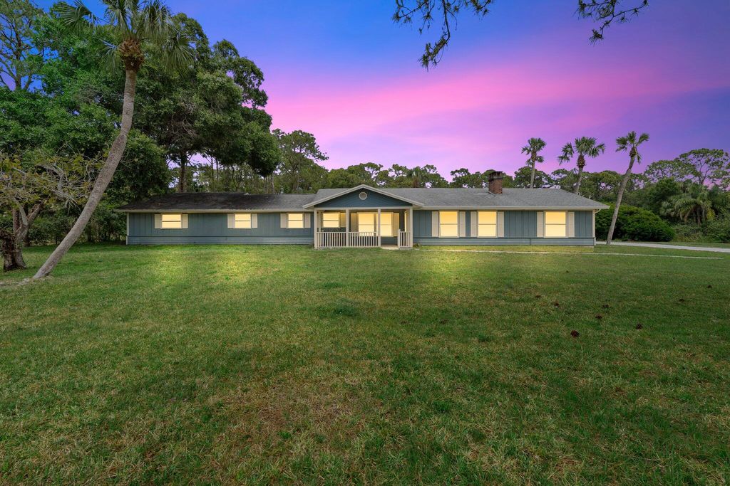 Photo of 6325 SW Gator Trail, Palm City, FL 34990 (MLS # RX-11084521)