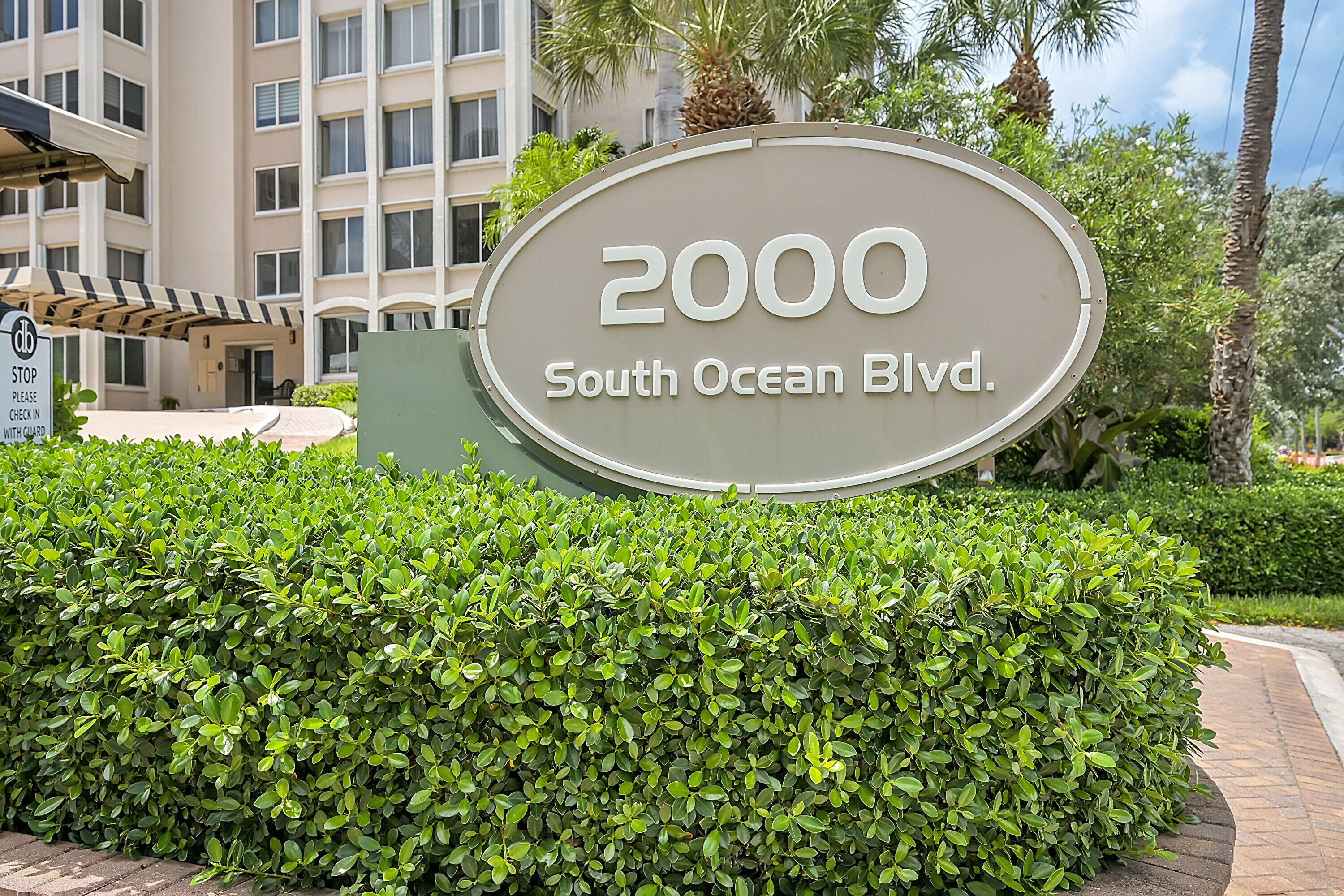 Photo 1 of 2000 S Ocean Boulevard 507, Delray Beach, Florida, $950,000, Web #: 10999722