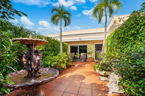Photo of 225 Everglade Avenue #8, Palm Beach, FL 33480 (MLS # RX-11040743)