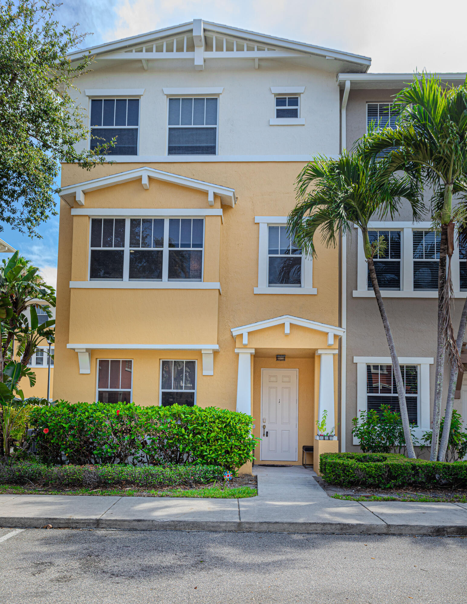 Property for Sale at 433 Amador Lane 1, West Palm Beach, Palm Beach County, Florida - Bedrooms: 4 
Bathrooms: 3.5  - $497,000