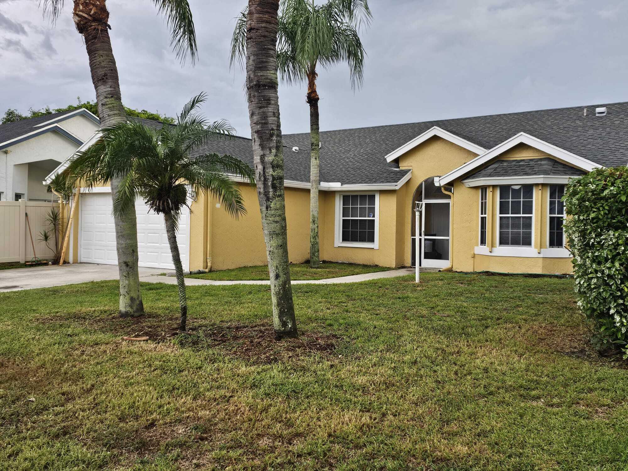 1550 Bayridge Place, Wellington, Palm Beach County, Florida - 3 Bedrooms  
2 Bathrooms - 