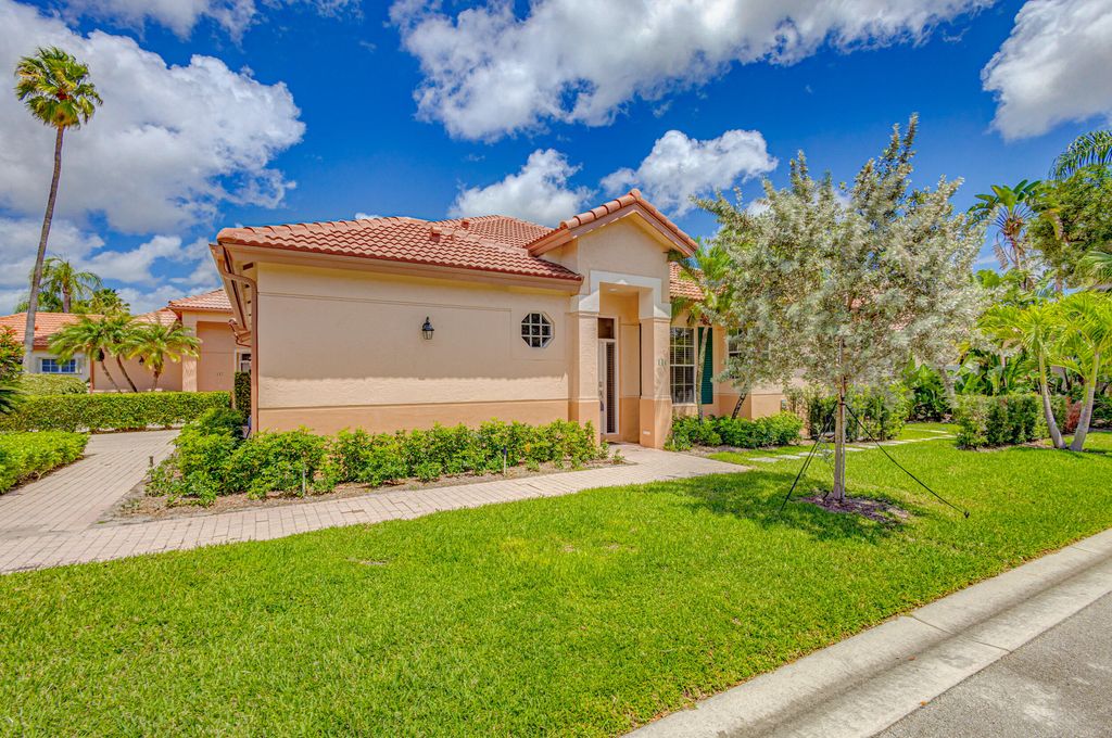 Photo of 146 Monterey Pointe Drive, Palm Beach Gardens, FL 33418 (MLS # RX-10991759)