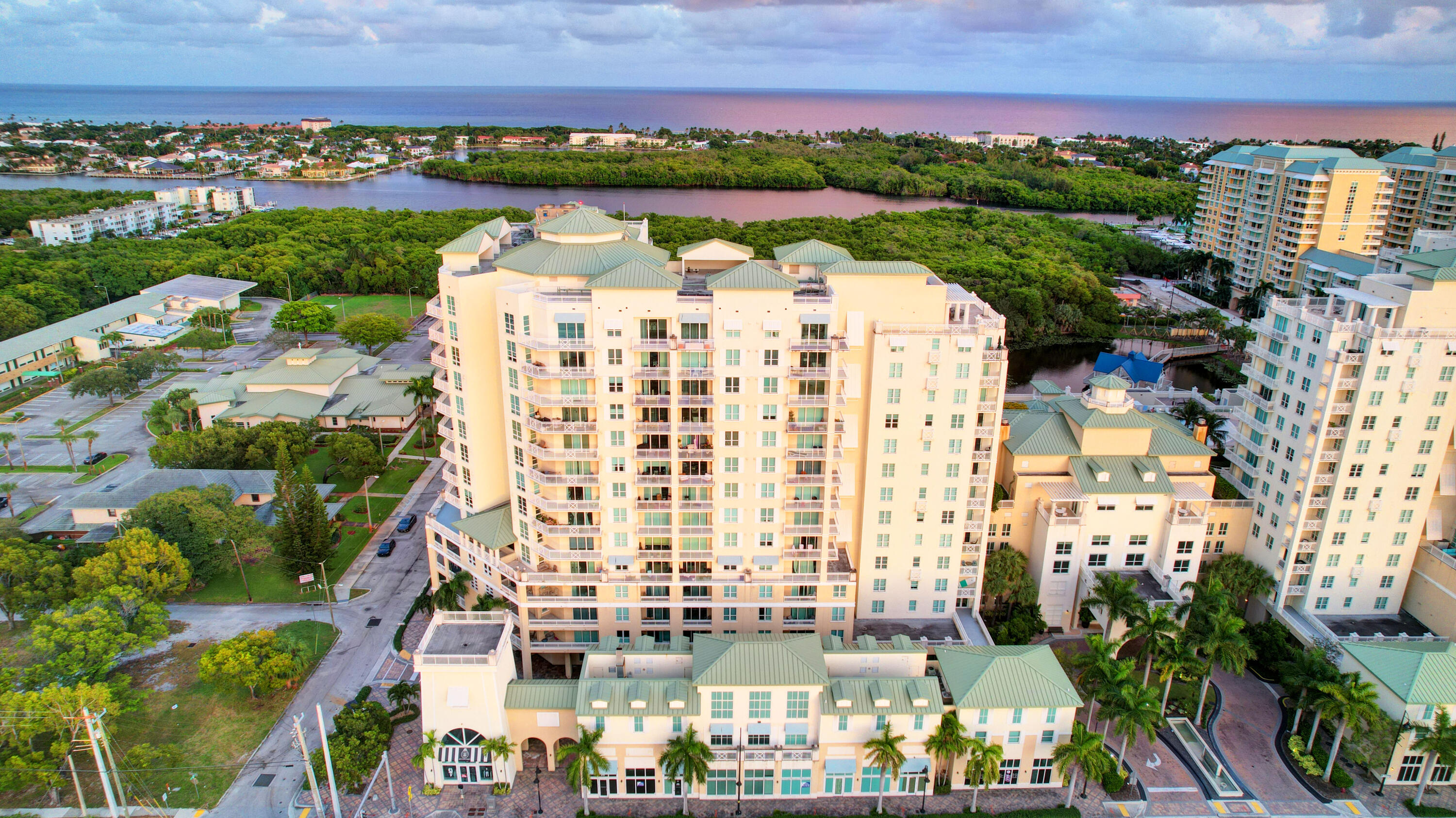 Property for Sale at 350 N Federal Highway 714, Boynton Beach, Palm Beach County, Florida - Bedrooms: 2 
Bathrooms: 2  - $408,000