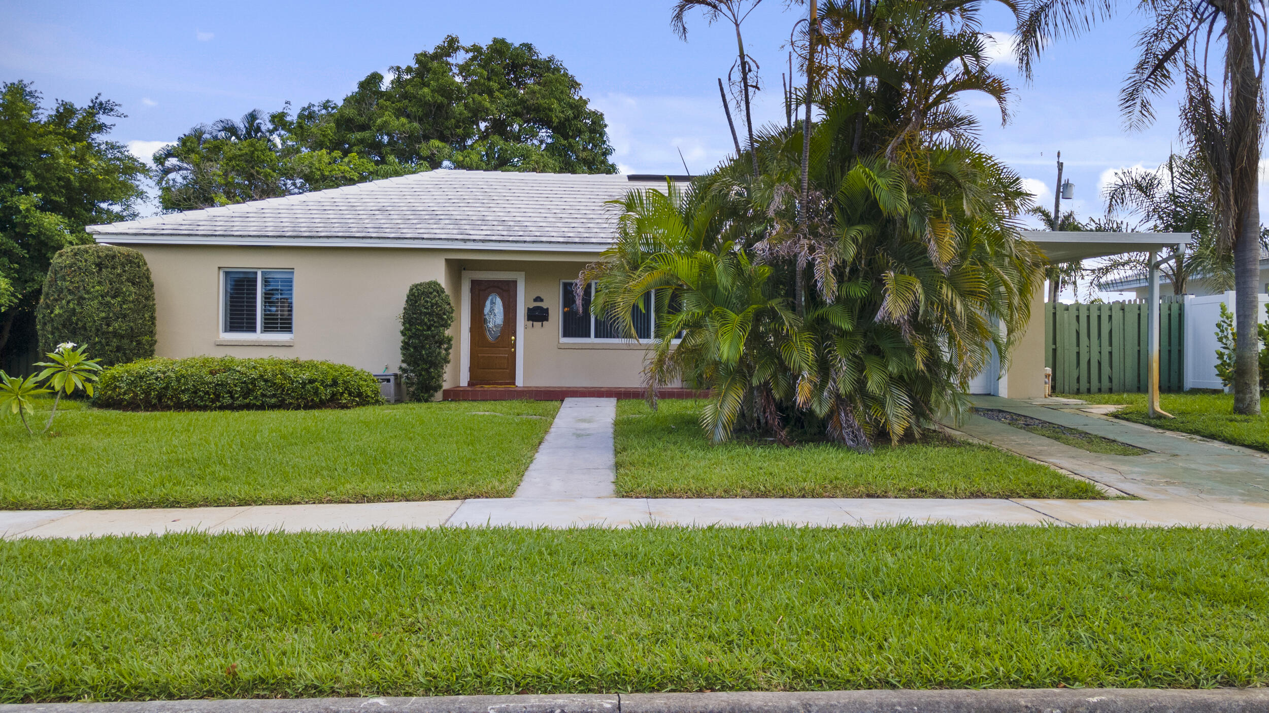 Property for Sale at 25 Harvard Drive, Lake Worth Beach, Palm Beach County, Florida - Bedrooms: 3 
Bathrooms: 2  - $899,900