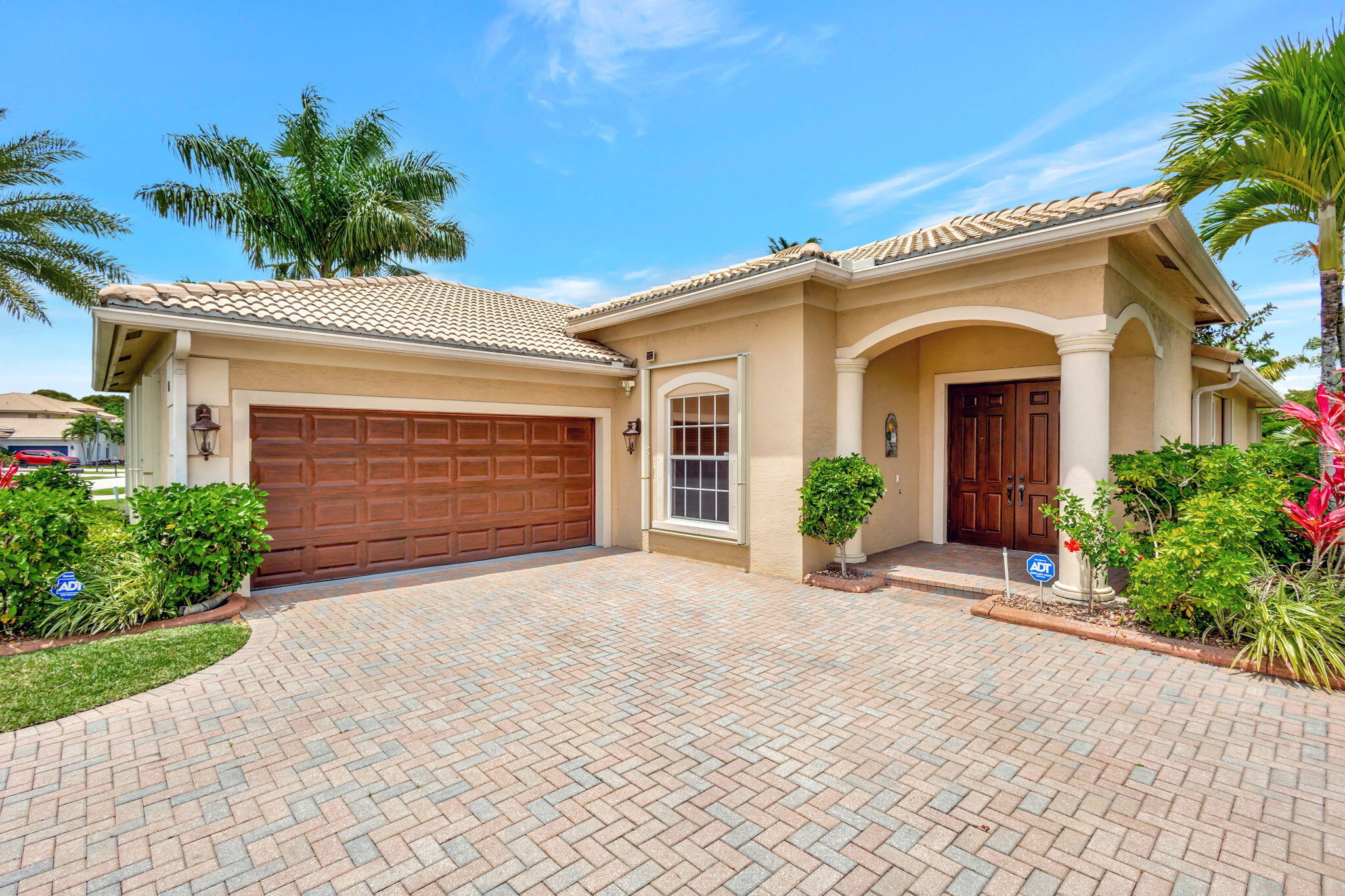 Property for Sale at 141 Bella Vista Way, Royal Palm Beach, Palm Beach County, Florida - Bedrooms: 4 
Bathrooms: 3  - $699,000