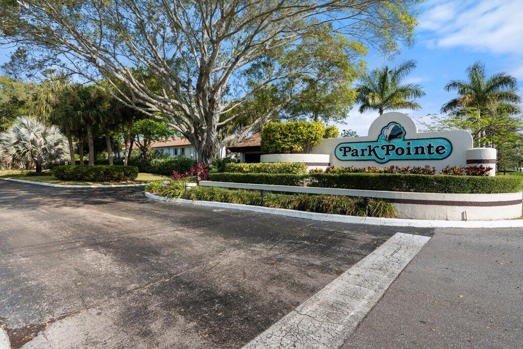 3322 Perimeter Drive 3322, Greenacres, Palm Beach County, Florida - 2 Bedrooms  
2 Bathrooms - 