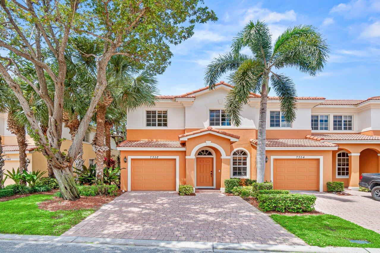 7352 Briella Drive, Boynton Beach, Palm Beach County, Florida - 3 Bedrooms  
3.5 Bathrooms - 