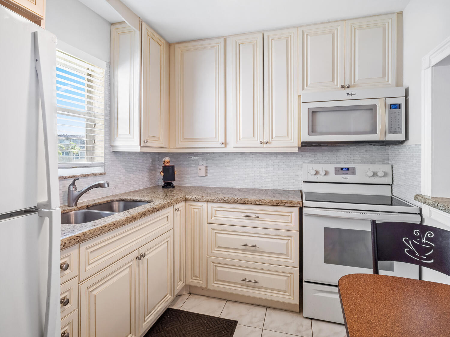 Property for Sale at 715 Lori Drive 213, Palm Springs, Miami-Dade County, Florida - Bedrooms: 1 
Bathrooms: 1  - $89,900