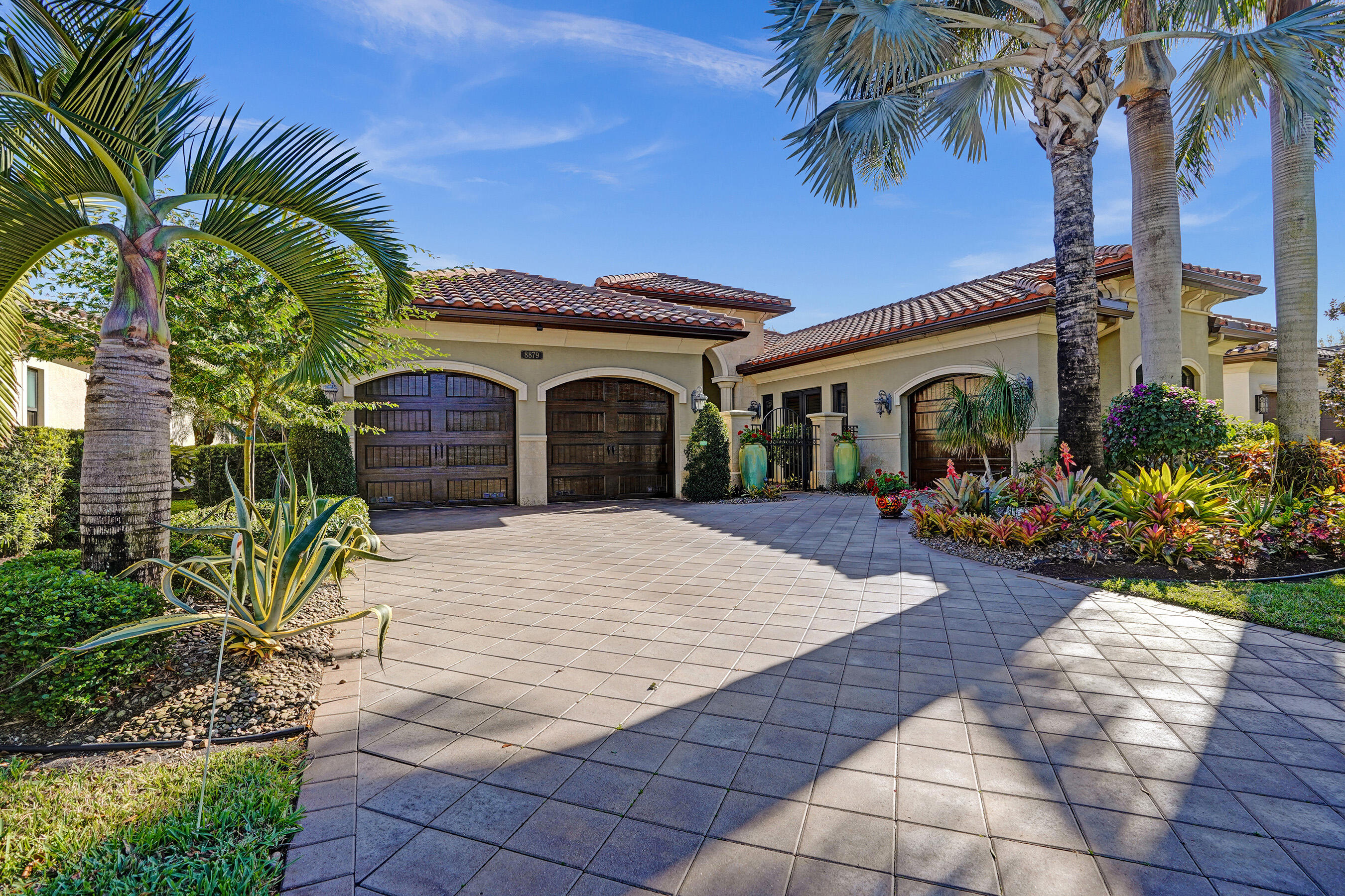 Property for Sale at 8879 Sydney Harbor Circle, Delray Beach, Palm Beach County, Florida - Bedrooms: 3 
Bathrooms: 3.5  - $1,595,000