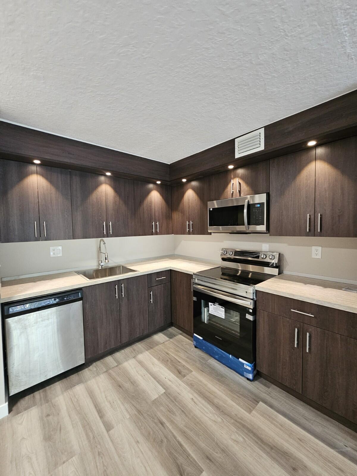 Property for Sale at 1850 N Congress Avenue 305, West Palm Beach, Palm Beach County, Florida - Bedrooms: 2 
Bathrooms: 1  - $220,000