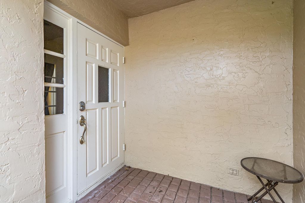 Photo of 49 Balfour Road, Palm Beach Gardens, FL 33418 (MLS # RX-11113048)