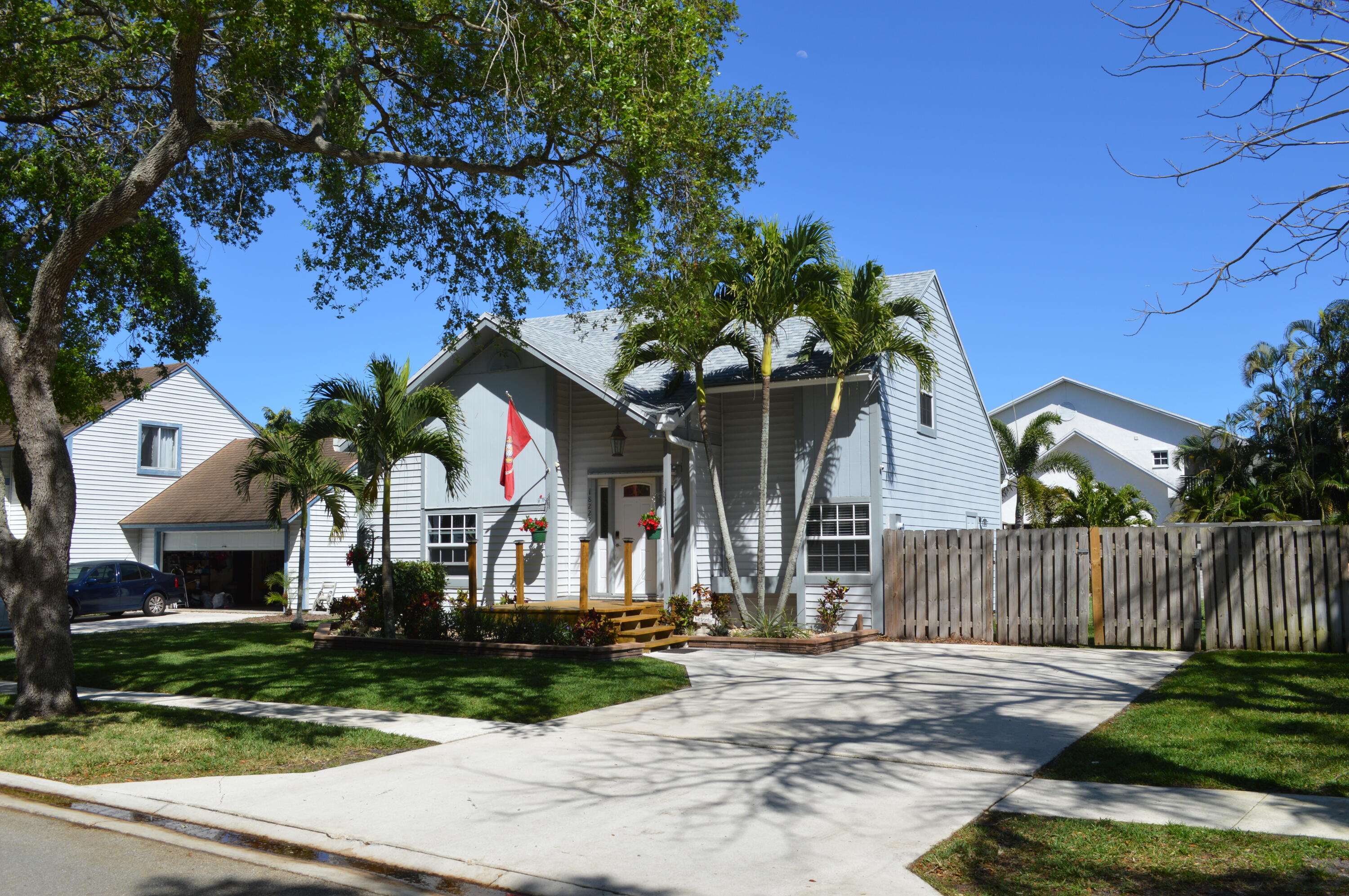 Property for Sale at 18223 Jupiter Landings Drive, Jupiter, Palm Beach County, Florida - Bedrooms: 4 
Bathrooms: 2  - $615,000
