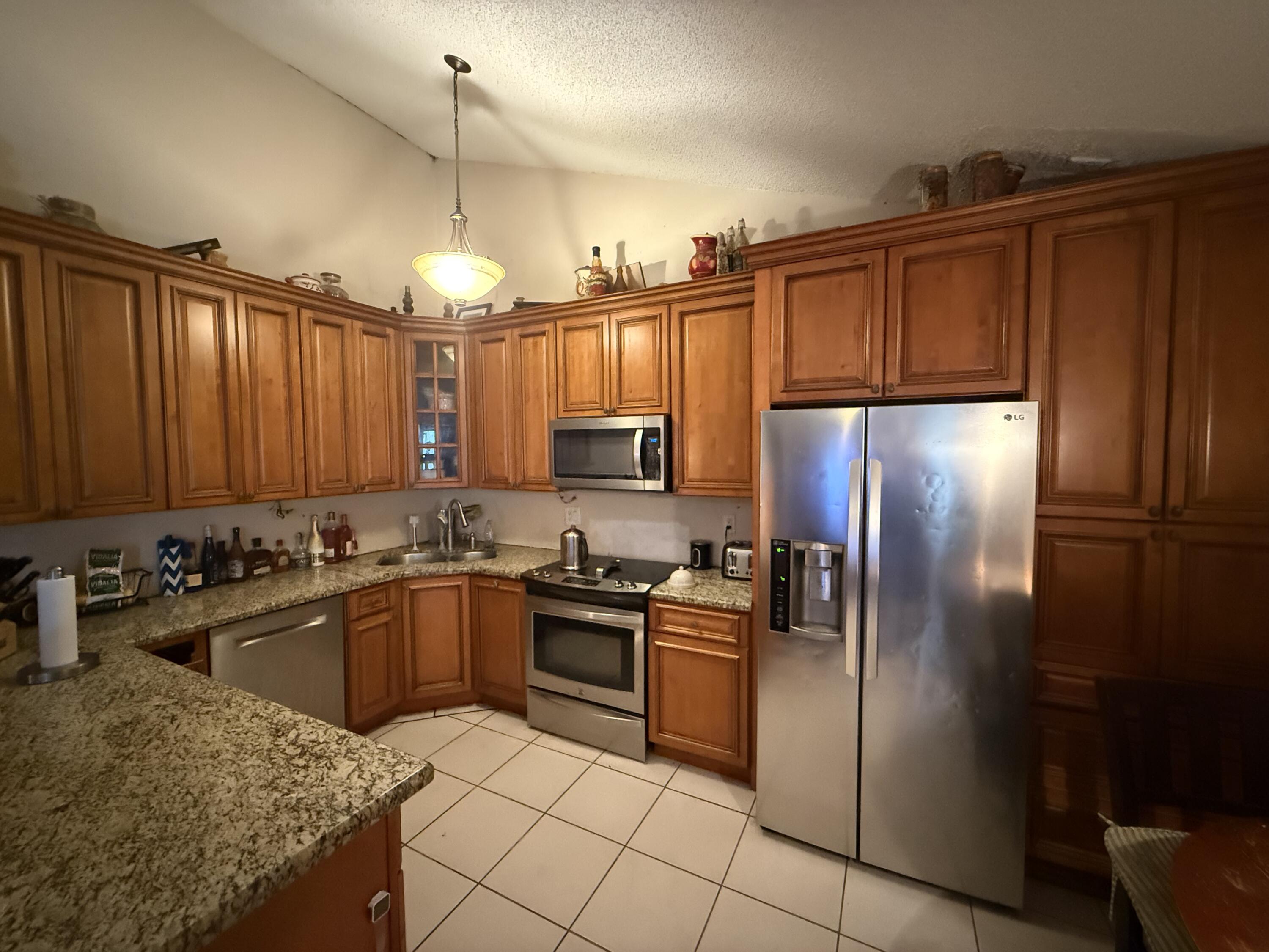 9828 Boca Gardens Trail D, Boca Raton, Palm Beach County, Florida - 3 Bedrooms  
2 Bathrooms - 
