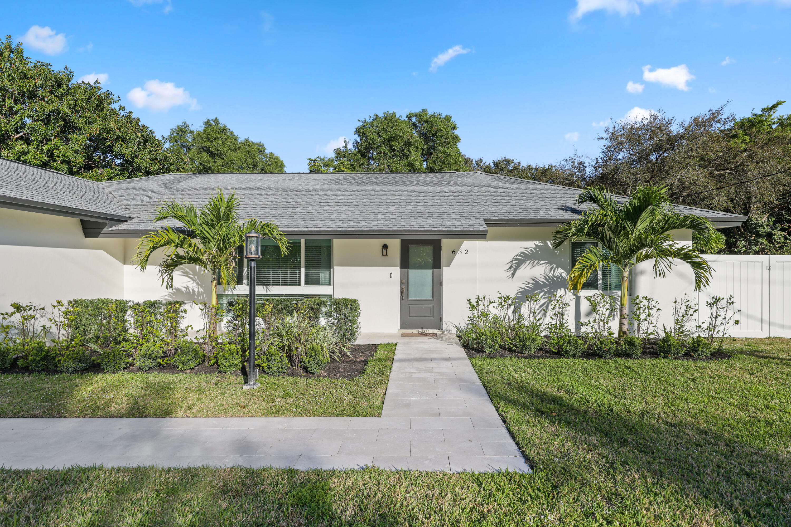 Property for Sale at 632 E Conference Drive, Boca Raton, Palm Beach County, Florida - Bedrooms: 3 
Bathrooms: 2  - $799,900