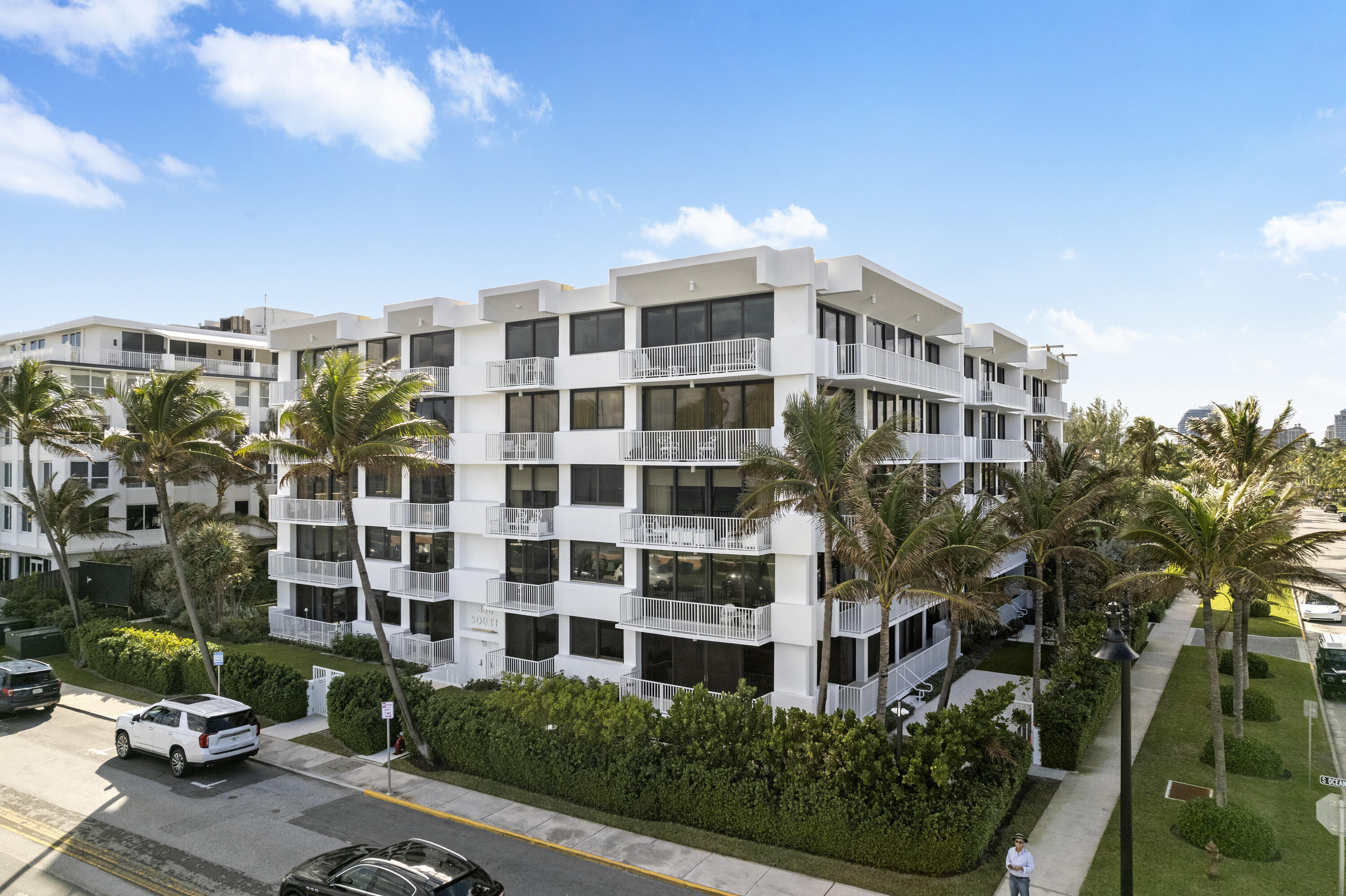 Property for Sale at 330 S Ocean Boulevard E1, Palm Beach, Palm Beach County, Florida - Bedrooms: 2 
Bathrooms: 2.5  - $4,245,000