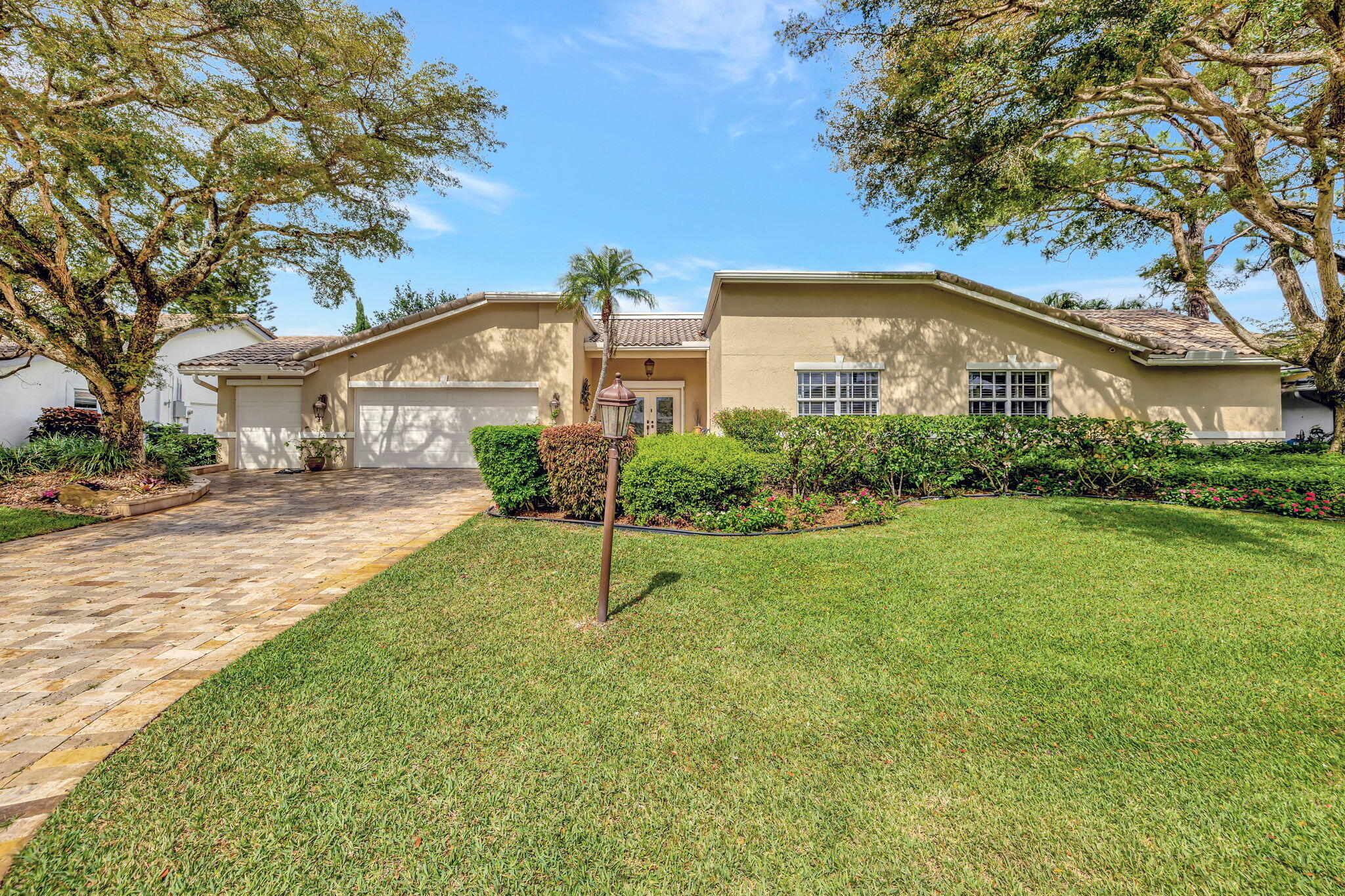 Property for Sale at 640 Pine Lake Drive, Delray Beach, Palm Beach County, Florida - Bedrooms: 3 
Bathrooms: 3.5  - $2,200,000