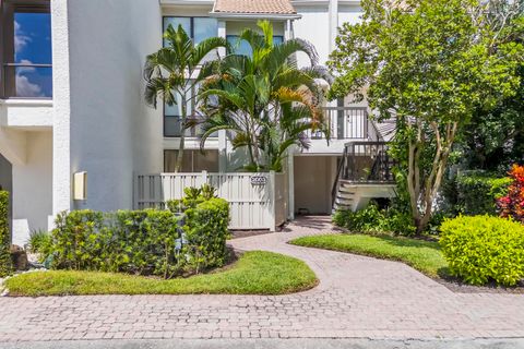 Photo of 2003 Bridgewood Drive #2003, Boca Raton, FL 33434 (MLS # RX-11129711)