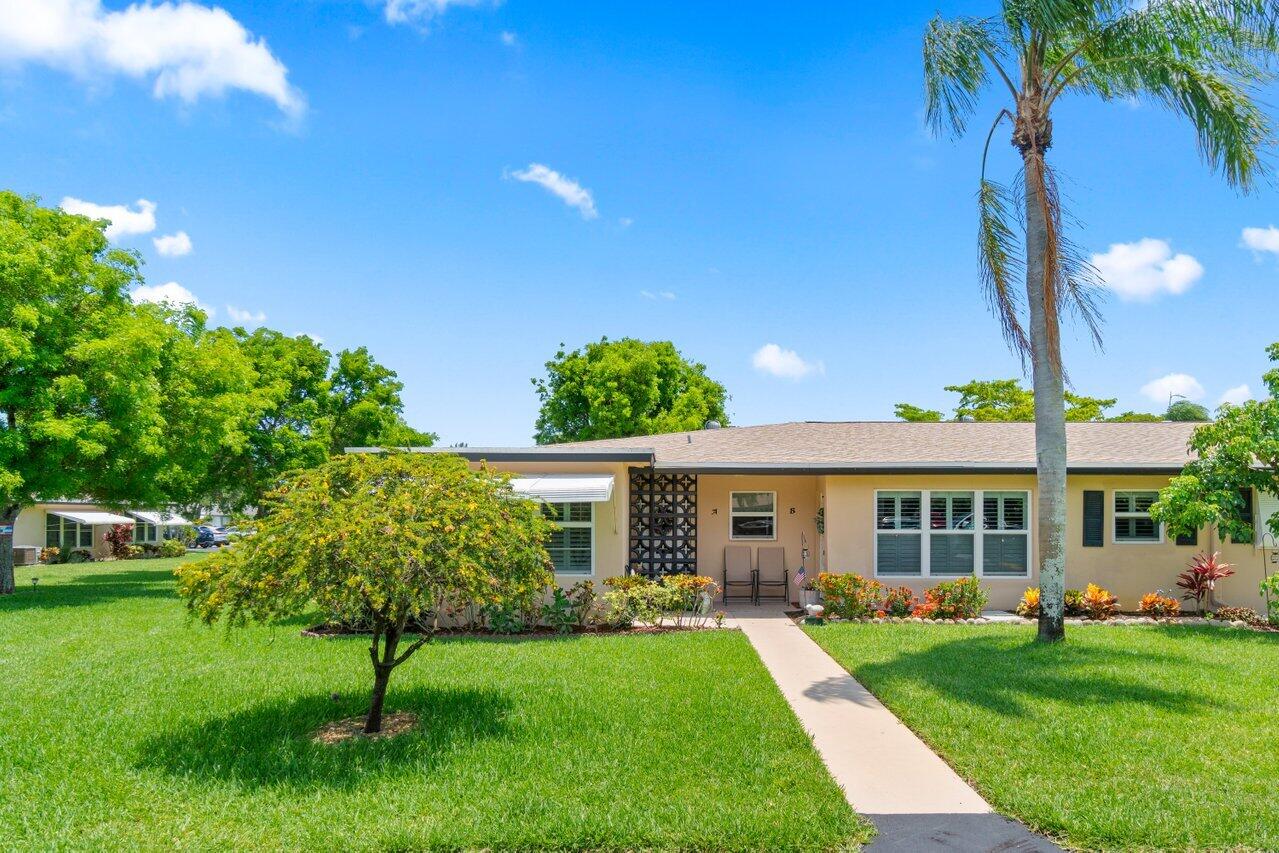 Property for Sale at 1012 Circle Terrace A, Delray Beach, Palm Beach County, Florida - Bedrooms: 2 
Bathrooms: 2  - $269,900