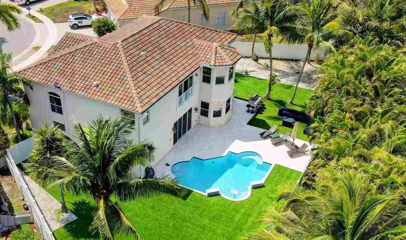 Property for Sale at 6969 Finamore Circle, Lake Worth, Palm Beach County, Florida - Bedrooms: 4 
Bathrooms: 3  - $939,000