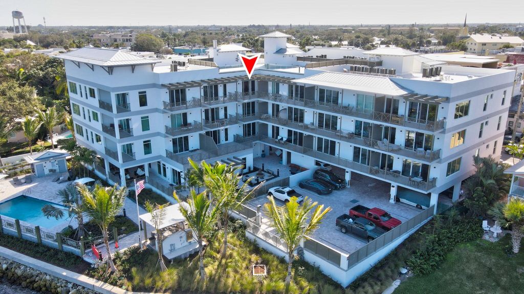 Photo of 41 SW Seminole Street #404, Stuart, FL 34994 (MLS # RX-10944869)