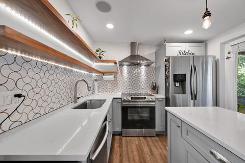 Photo of 1212 NE 17th Avenue, Fort Lauderdale, FL 33304 (MLS # RX-11099869)