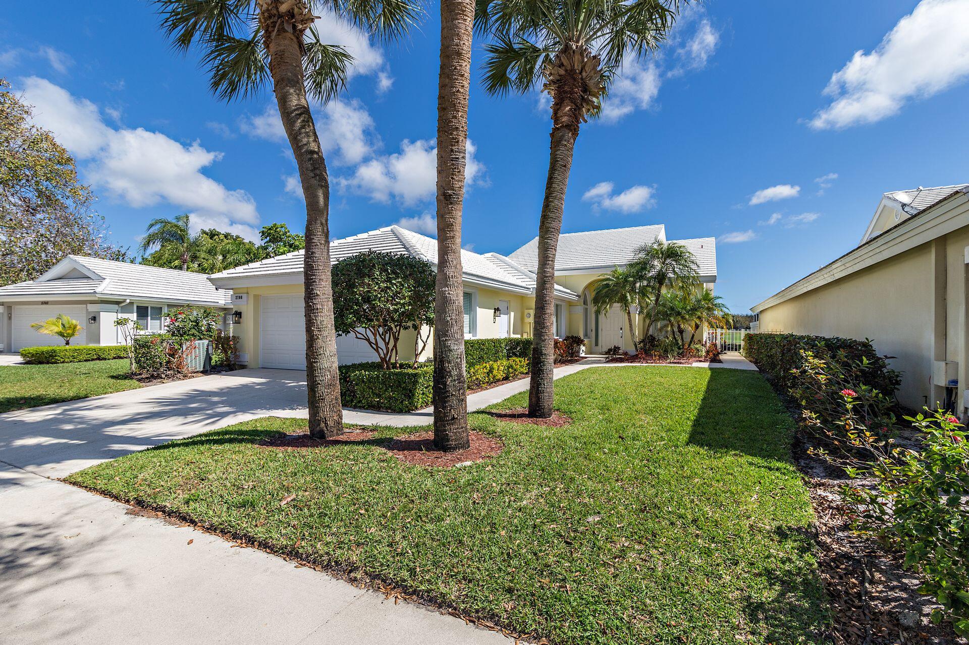 2700 Clubhouse Pointe, West Palm Beach, Palm Beach County, Florida - 3 Bedrooms  
2 Bathrooms - 