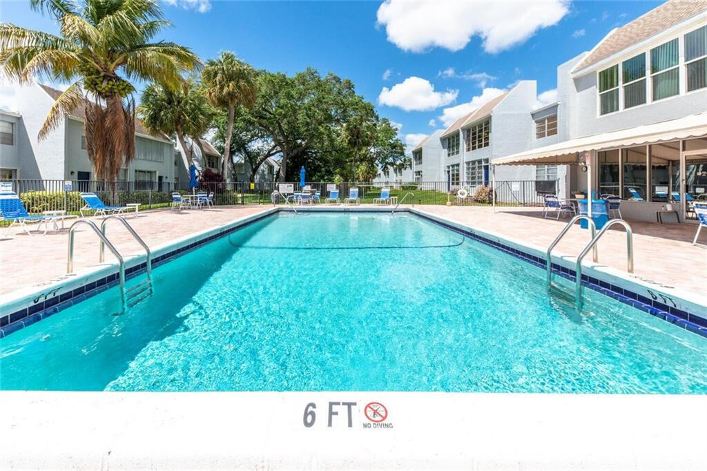 2800 Sw 22nd Avenue 1030, Delray Beach, Palm Beach County, Florida - 2 Bedrooms  
2 Bathrooms - 