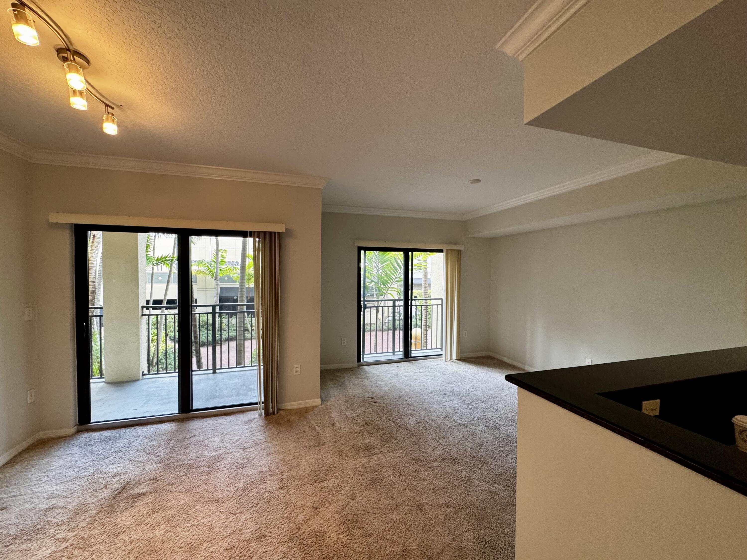 4907 Midtown Lane 1204